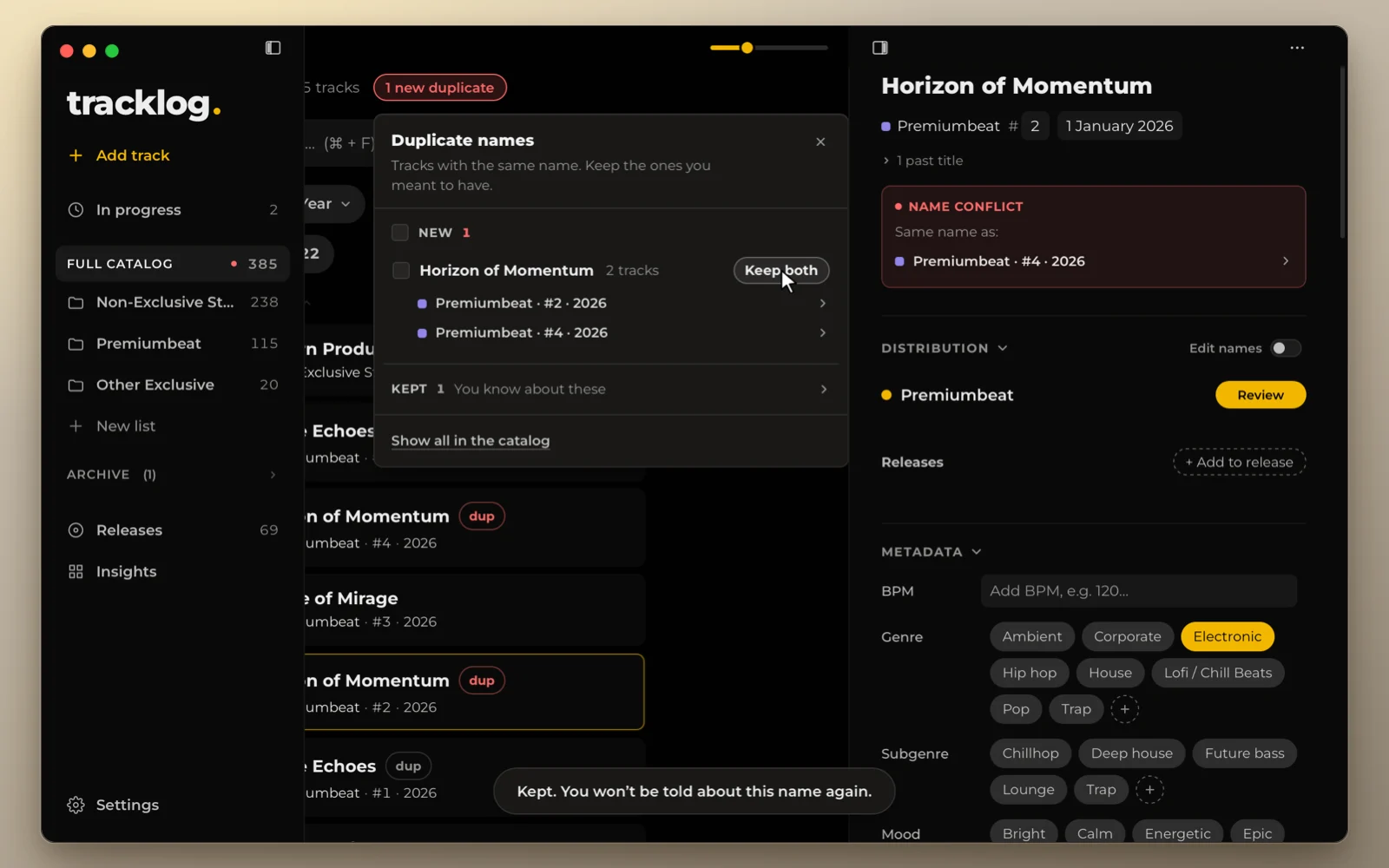 The duplicate names panel in tracklog: two tracks share one name, with Keep both; the track card says which other track has the name.